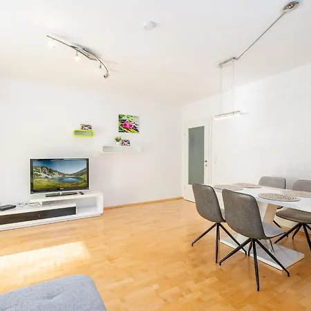 Peak Access - By Mynests