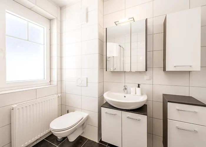 Peak Access - By Mynests